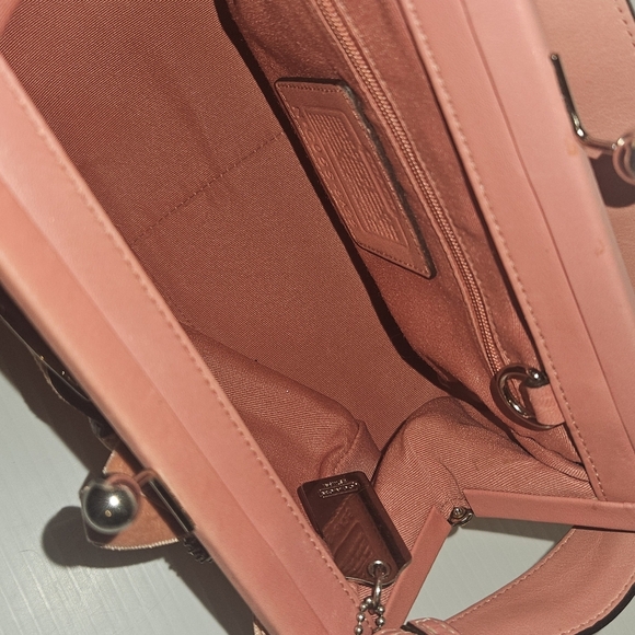 Rare Vintage Y2K COACH Pink Suede Kiss Lock Mini Crossbody Bag – Limited Edition - Picture 16 of 17